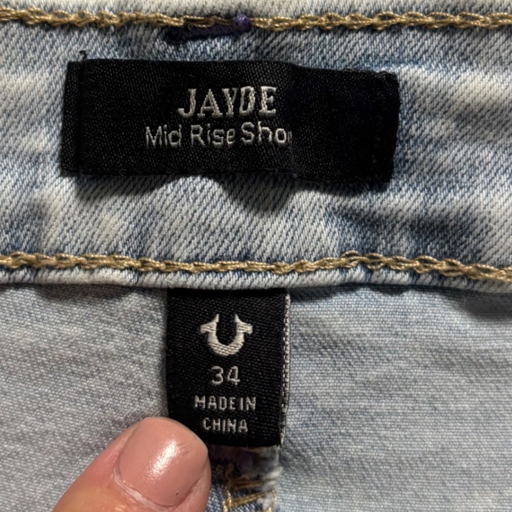 True Religion Jayde Mid Rise Stretch Denim Shorts Light Wash Size 34 Purple - Picture 4 of 10